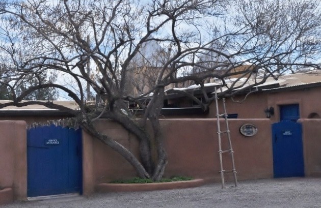 Mesilla wall
